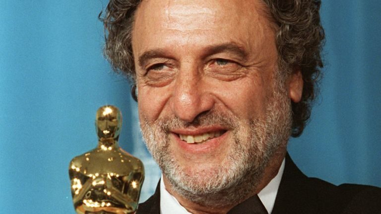 E’ morto Luis Bacalov il premio Oscar autore della colonna sonora del film Il postino