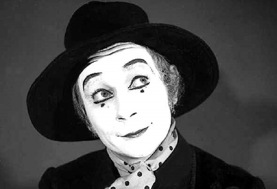 Lindsay Kemp