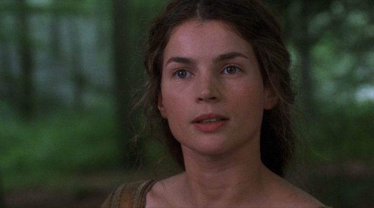 Julia Ormond