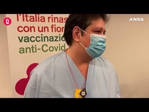 Le prime vaccinazioni a Trento e Bolzano