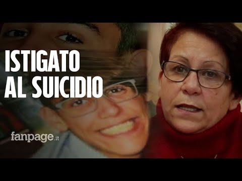 Michele, suicida per bullismo a 17 anni, sua madre: “Non si è ucciso, è stato istigato”