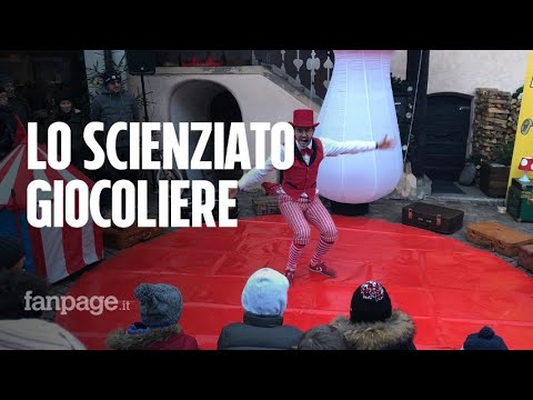 La storia di Davide, geologo diventa giocoliere causa Covid: “Insegno scienza su YouTube”