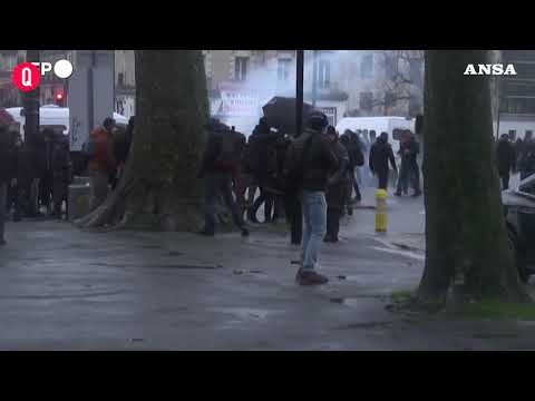 Francia, Nantes: protesta contro la legge sulla sicurezza globale