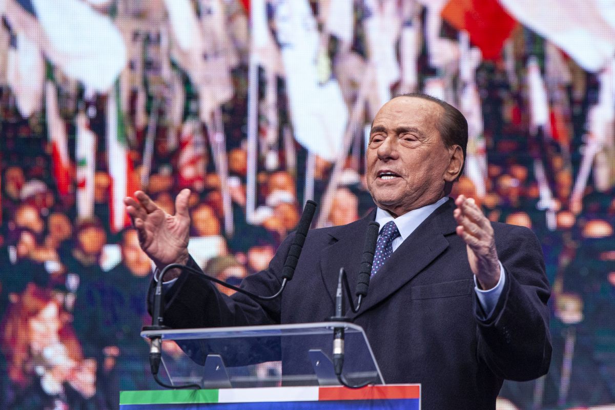 Berlusconi “Il Governo Draghi riunisce l’Italia contro l’emergenza”