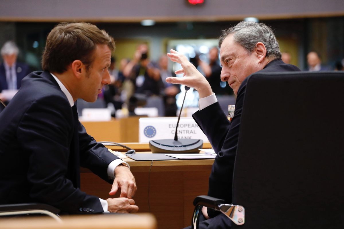Vaccini, Draghi-Macron “Incoraggianti le dichiarazioni dell’Ema”