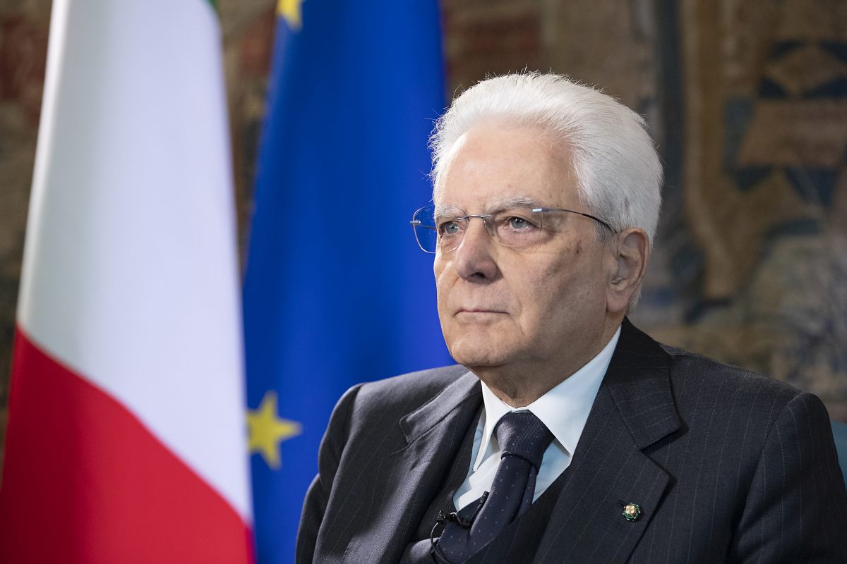 Mattarella ricorda Marco Biagi “Terrorismo sconfitto dal popolo unito”