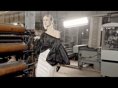 Valentin Yudashkin | Fall Winter 2021/2022 | Full Show