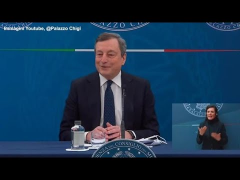 Draghi: «Farò il vaccino AstraZeneca. Mio figlio l’ha appena fatto in Inghilterra»