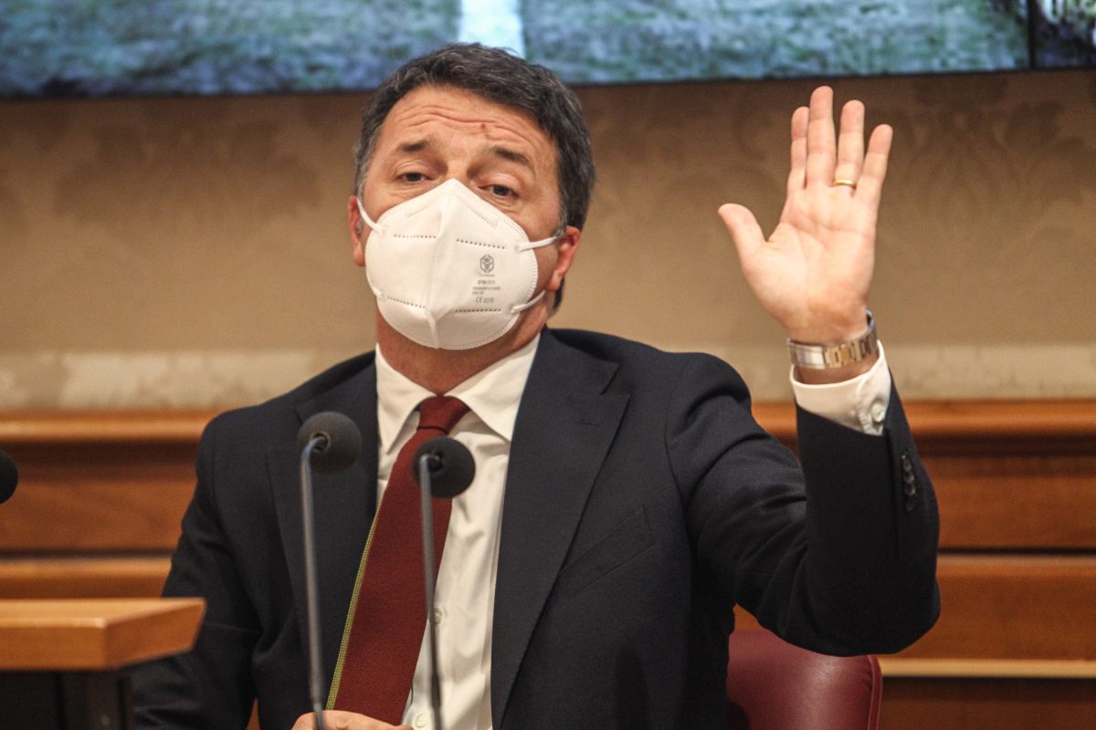 Renzi “Mia moglie positiva dopo AstraZeneca, ma vacciniamoci”