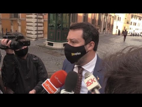 Salvini: «Spero che Arcuri possa essere presto un collega di Speranza e viceversa»