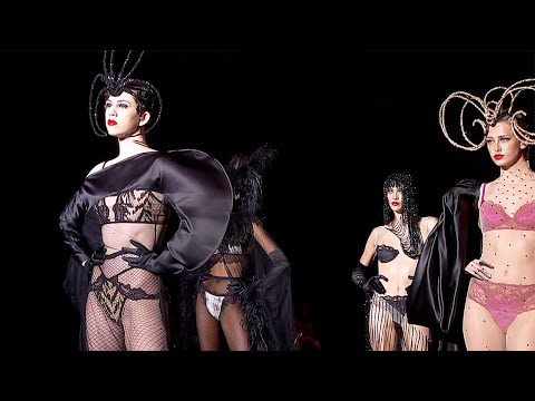 Andres Sarda | Fall Winter 2021/2022 | Highlights