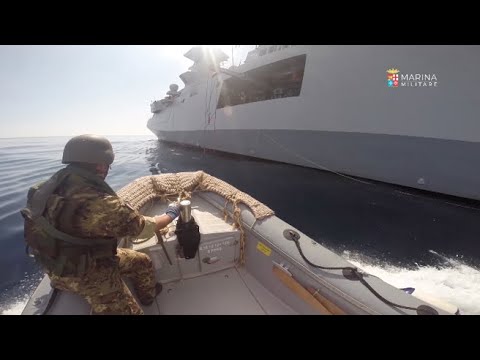 Missione «Atalanta»: ecco in azione gli uomini della Marina militare della nave «Carabiniere»