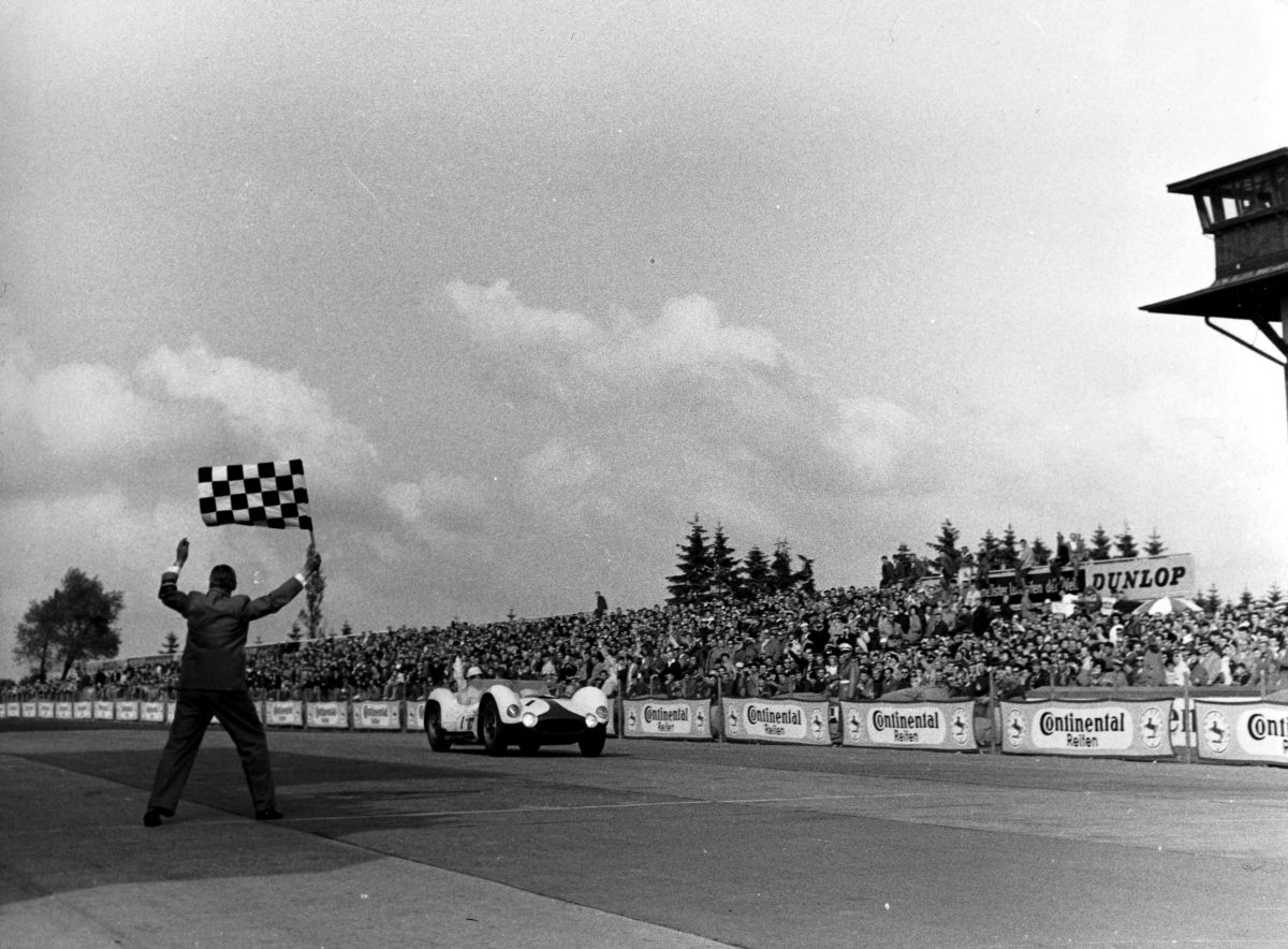 60 anni fa il trionfo di Maserati Tipo 61 al Nùrburgring