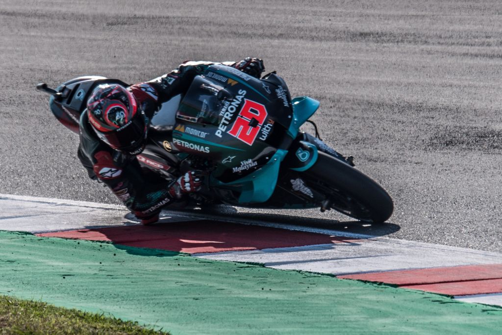 Al Mugello Quartararo domina e dedica la vittoria a Dupasquier