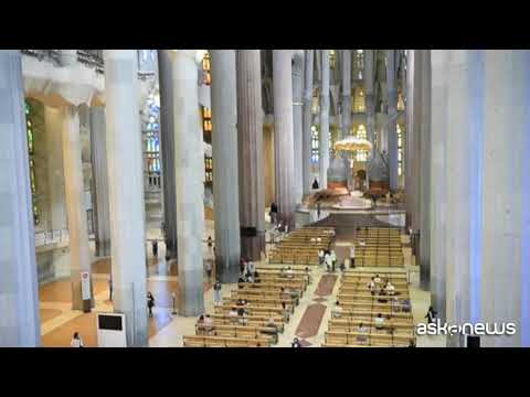 Riapre la Sagrada Familia a Barcellona dopo 8 mesi di stop