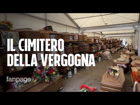 Il cimitero della vergogna, 900 bare in attesa di sepoltura da un anno: “Ci hanno chiesto 8mila euro