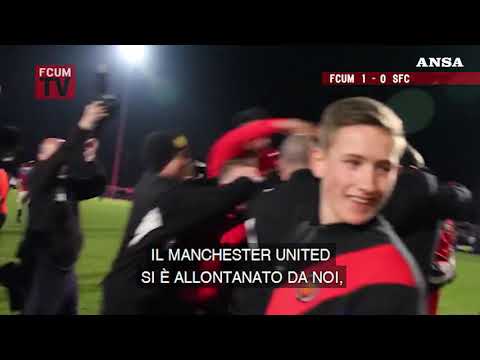 I tifosi del Fc United of Manchester contro il calcio moderno e la Superlega