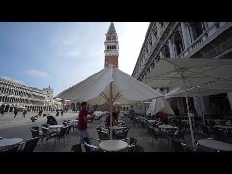 Covid, a Venezia riaprono i caffè storici in Piazza San Marco