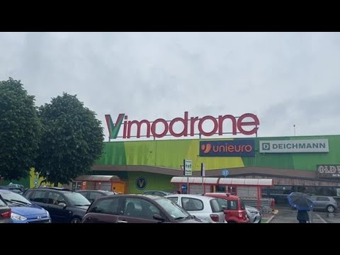 Serrande abbassate, anche il centro commerciale di Vimodrone contro le chiusure