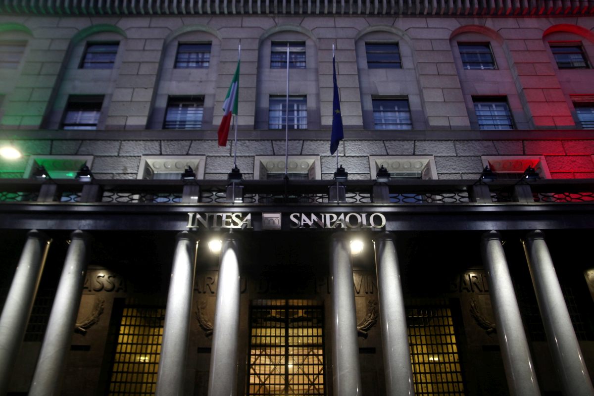 Intesa Sanpaolo, la Banca dei Territori si rinnova