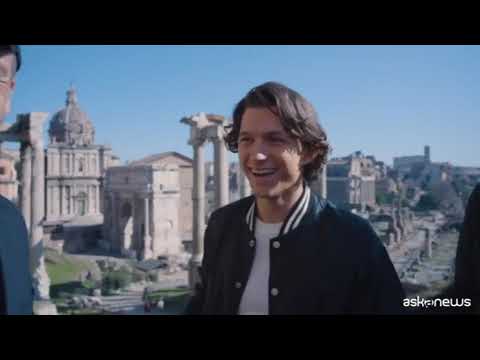 Francesco Totti cicerone d’eccezione per Tom Holland a Roma