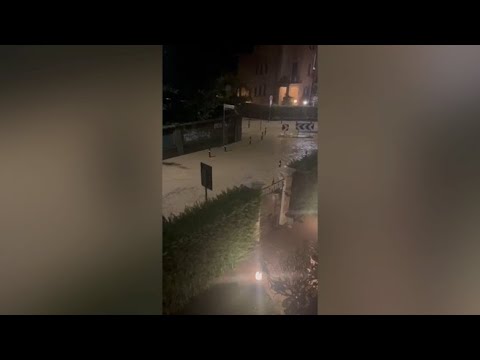 I video di Bergamo allagata dal temporale