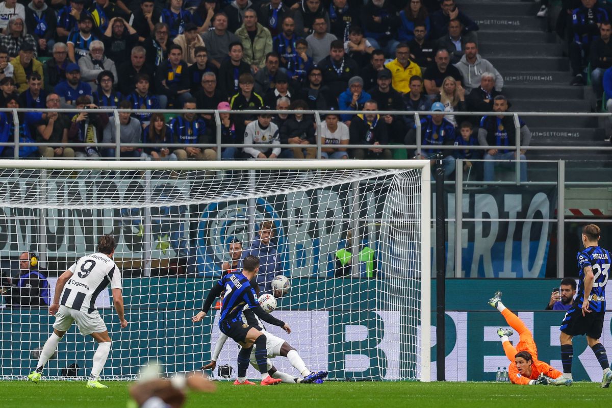 Inter-Juventus show a San Siro, finisce 4-4