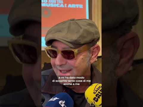 Luca Carboni, in mostra c’è anche l’omaggio a Bologna: “È una regola”