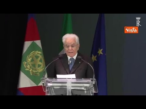 Mattarella: La guerra accantona problemi reali persone, è nemica dell’umanità