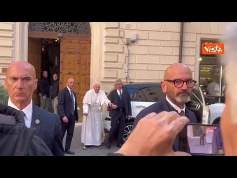 Papa Francesco in visita a Emma Bonino: “L’ho trovata benissimo, un incontro cordiale”