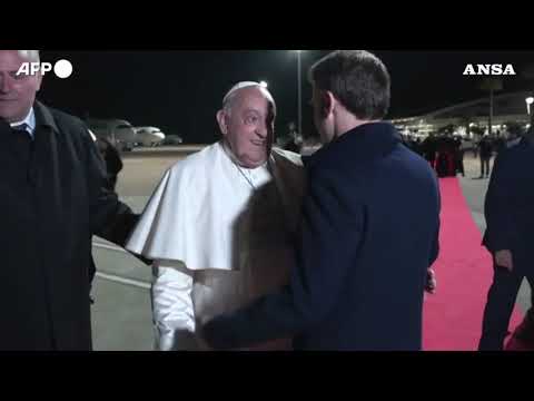 Ajaccio, Messa all’aperto per il Papa e incontro con Macron