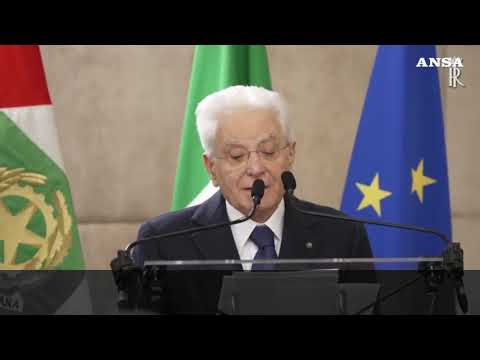 Mattarella: “Il diritto d’asilo e’ stabilito dalla Costituzione”